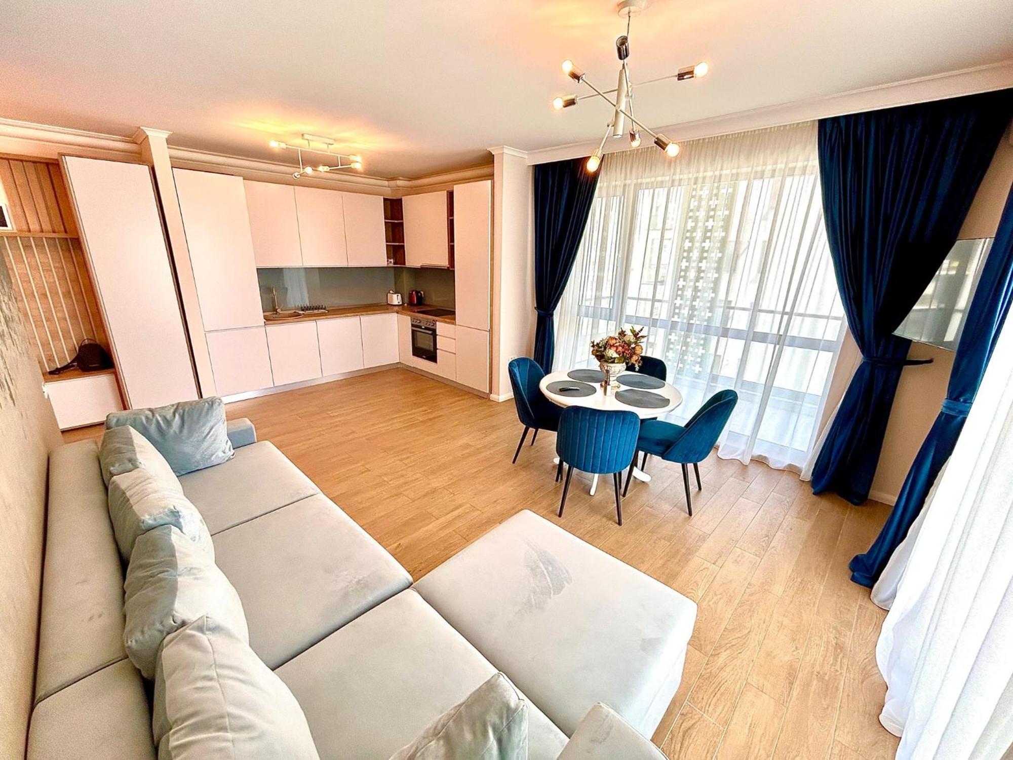 Summerland Seaview Mamaia