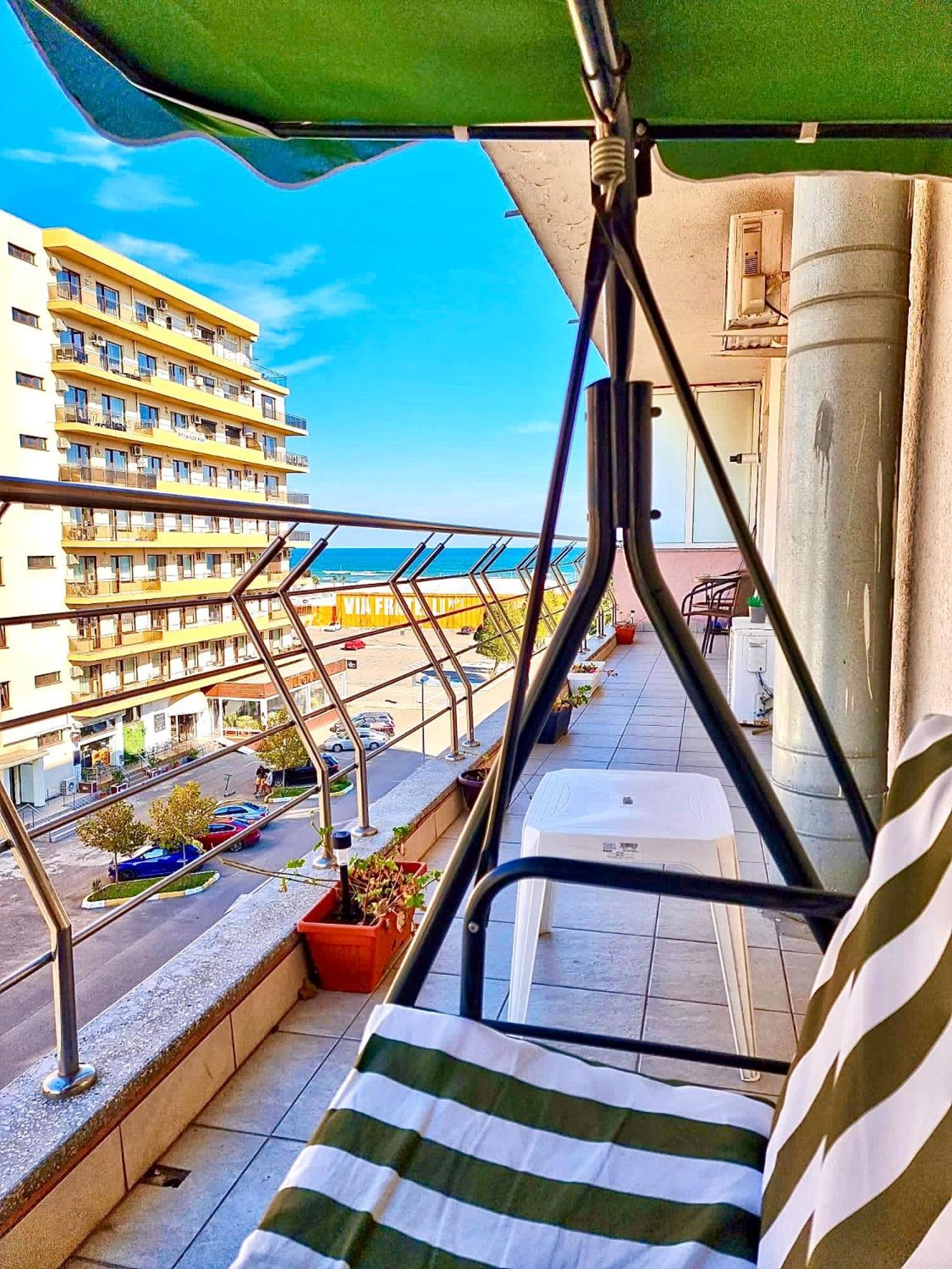 Apartment Summerland Seaview