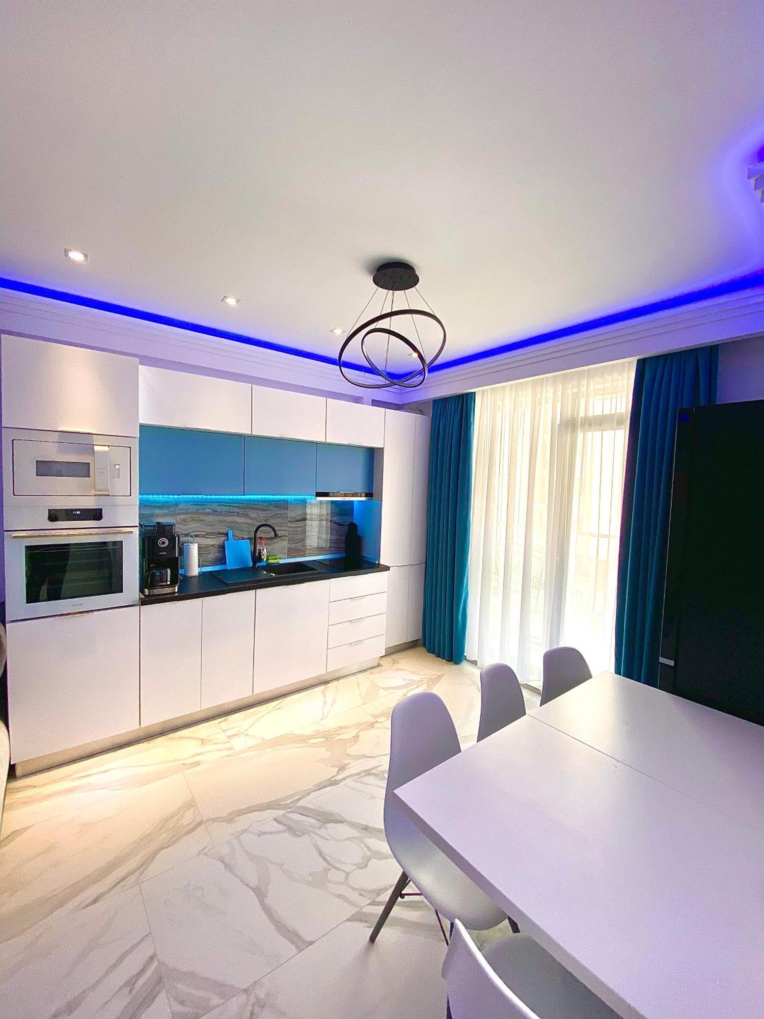 Summerland Seaview Mamaia