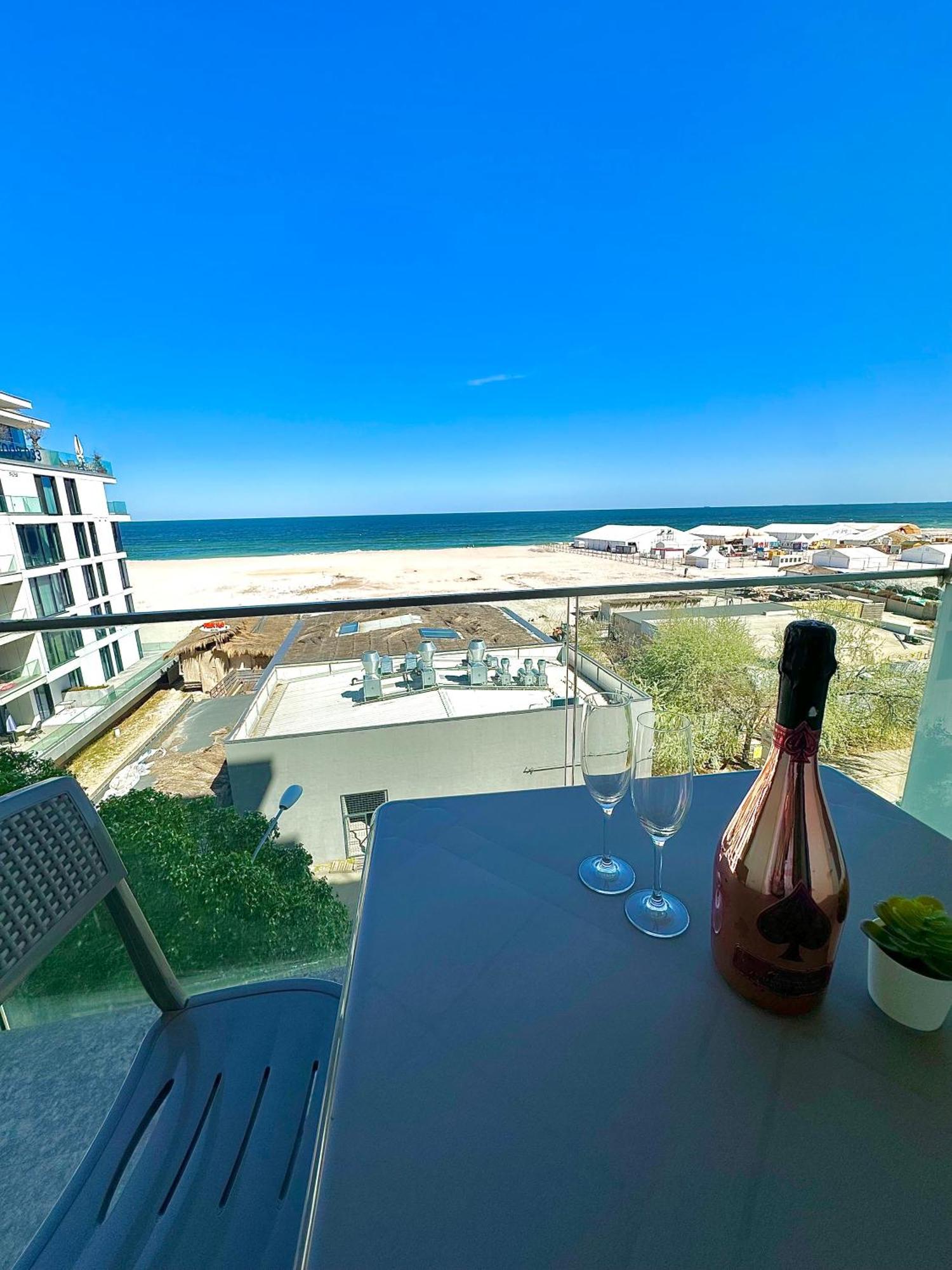 Summerland Seaview Mamaia